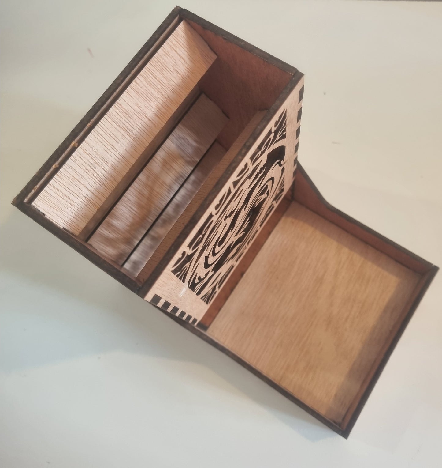 Tour à dés en bois "emboitable"