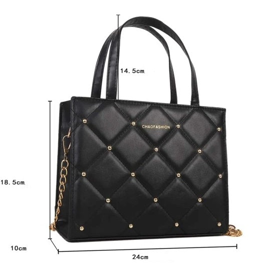 Sac à main noir effet matelassé