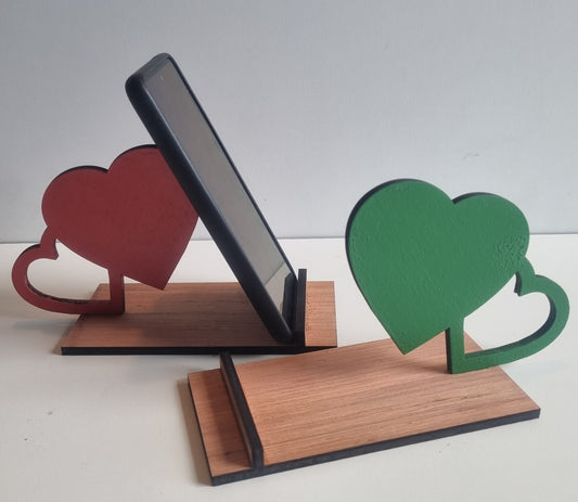 Support de smartphone en bois"1 grand coeur plein et 1 petit vide"
